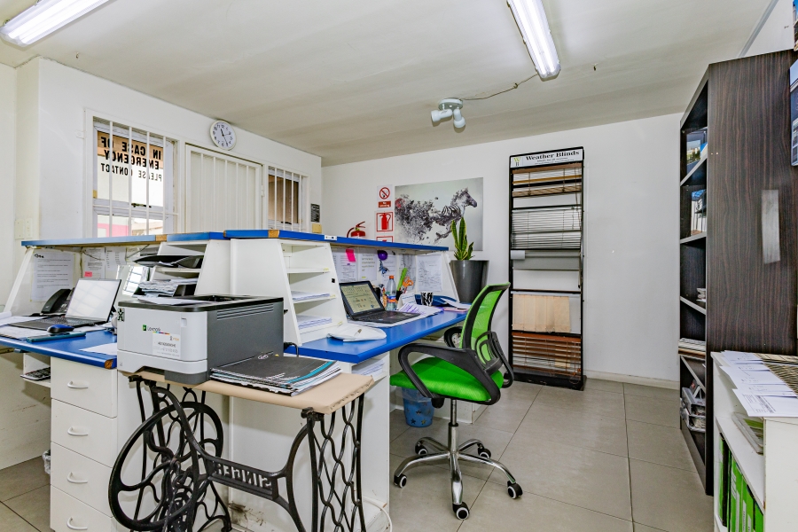 Commercial Property for Sale in Paarden Eiland Western Cape